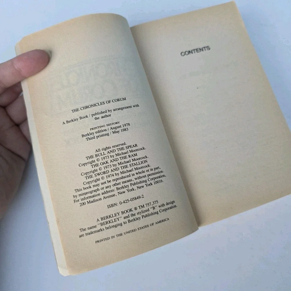 Chronicles of Corum by Michael Moorcock • 1983, Paperback • Very Good